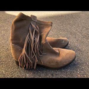 70 post Paris boots Target